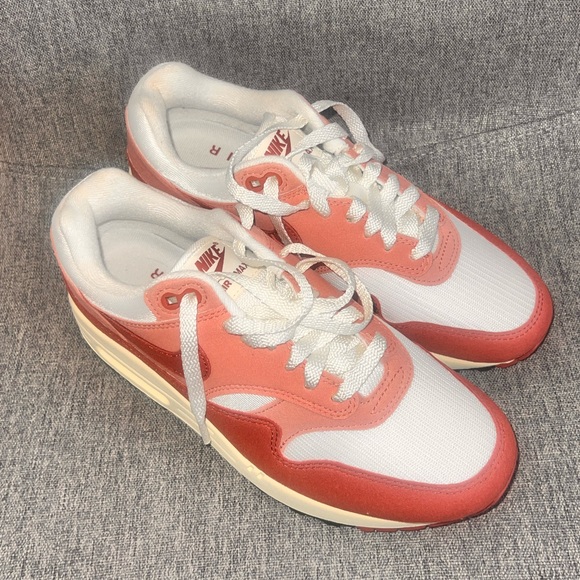 Nike Air Max Red and Cream Sneakers - Picture 3 of 5